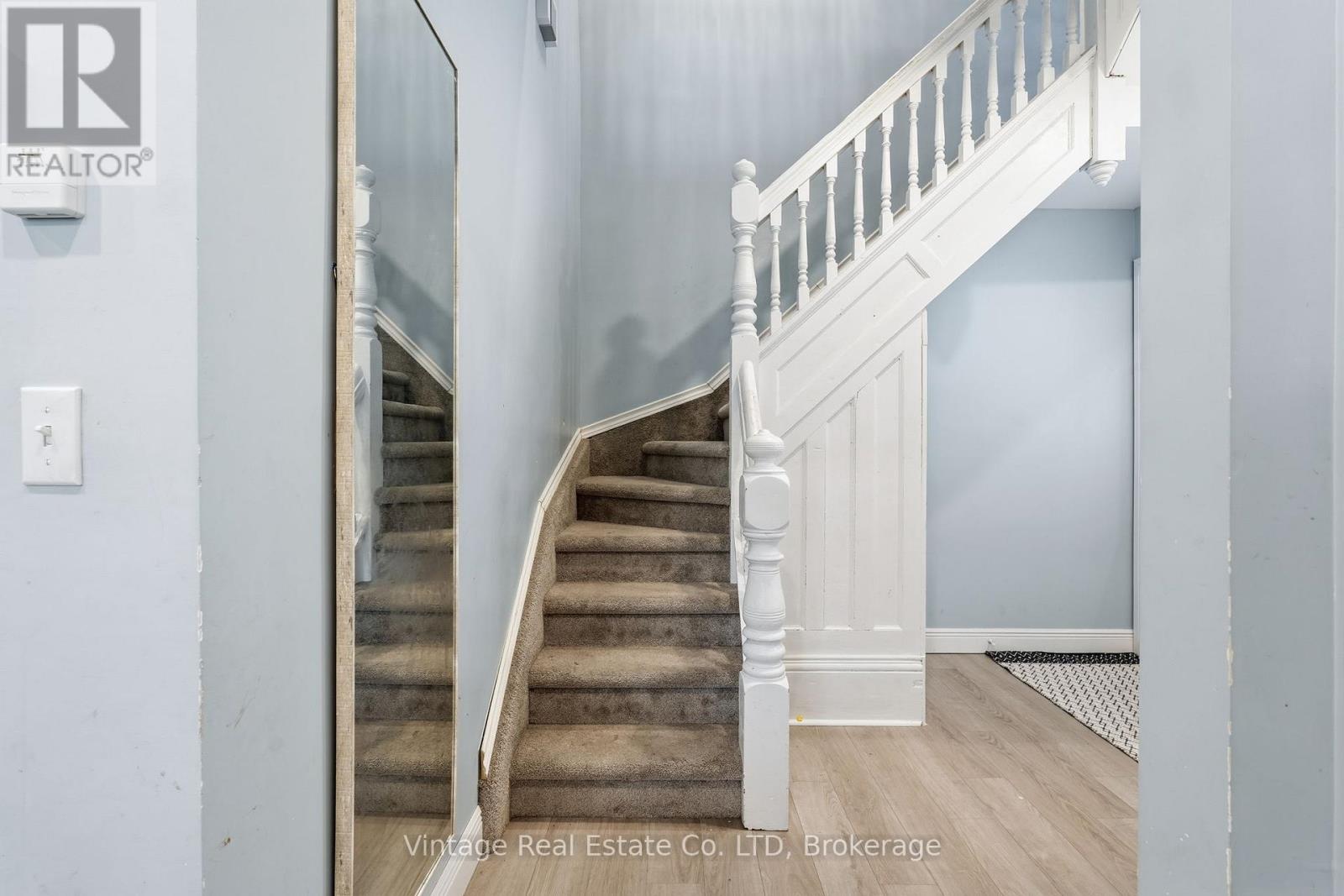 108 Eagle Avenue, Brantford, Ontario  N3S 1Z5 - Photo 12 - X12636126