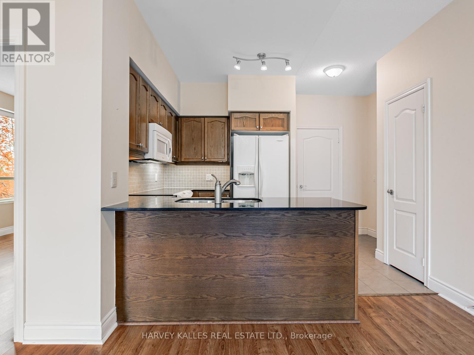 505 - 319 Merton Street, Toronto (Mount Pleasant West), Ontario  M4S 1A5 - Photo 12 - C12635766