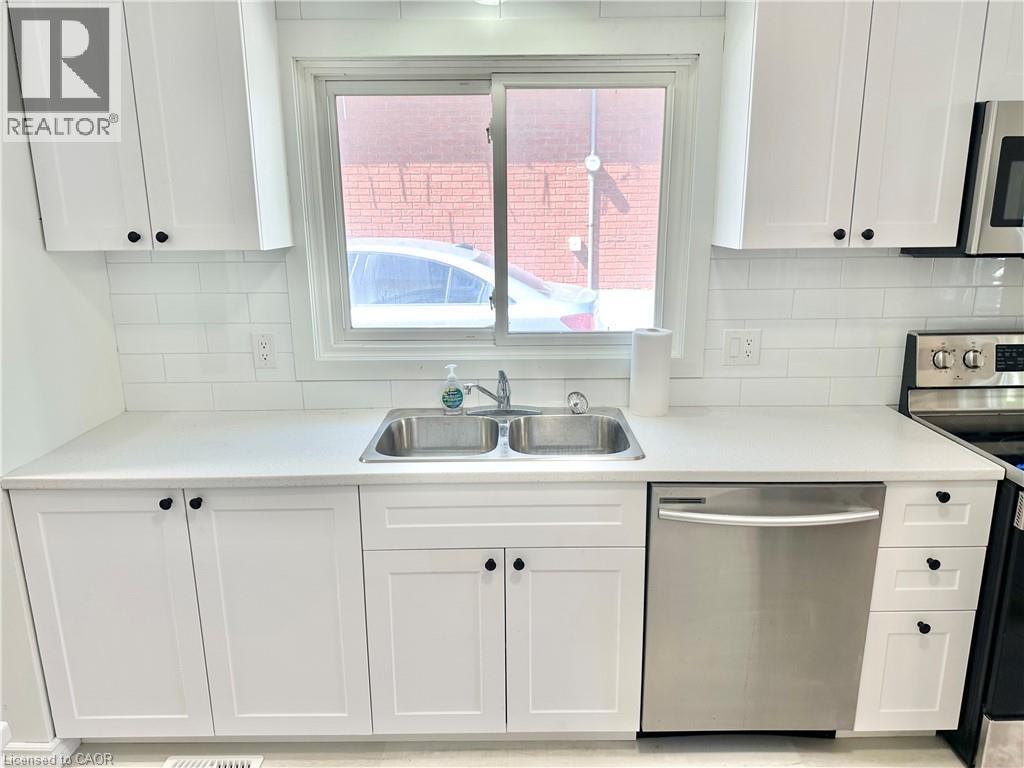 8 Howard Street, Simcoe, Ontario  N3Y 2H5 - Photo 8 - 40771802