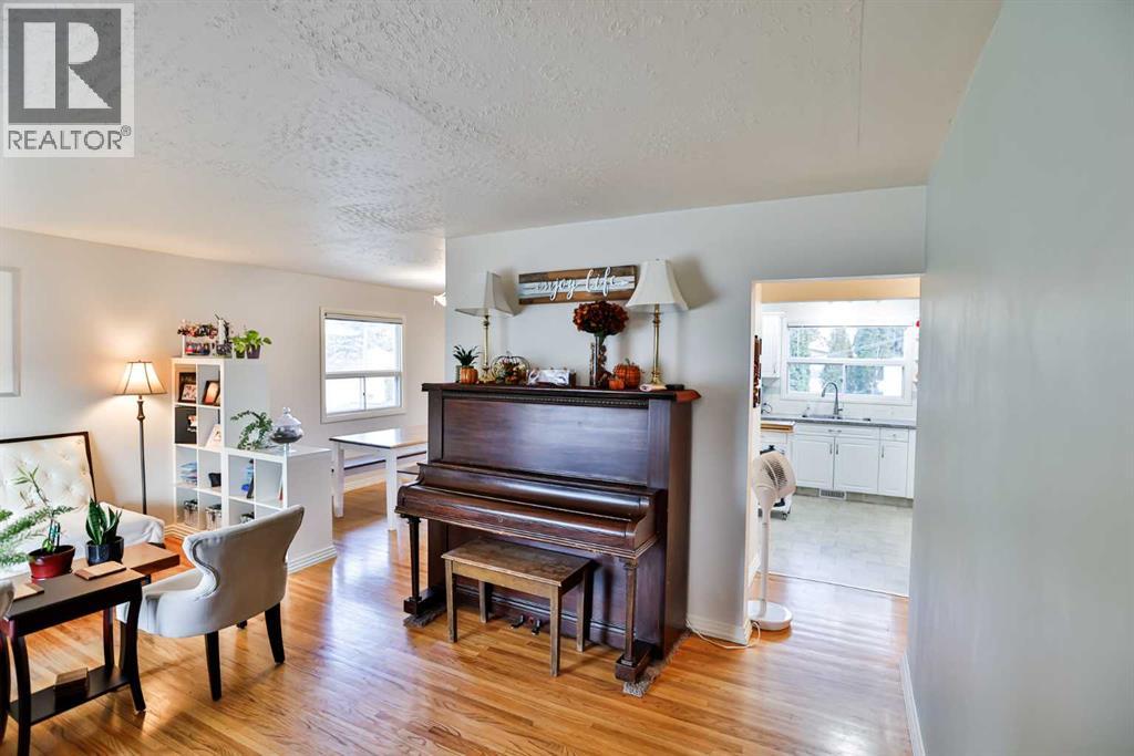 1101 14 Street N, Lethbridge, Alberta  T1H 2W3 - Photo 7 - A2271102