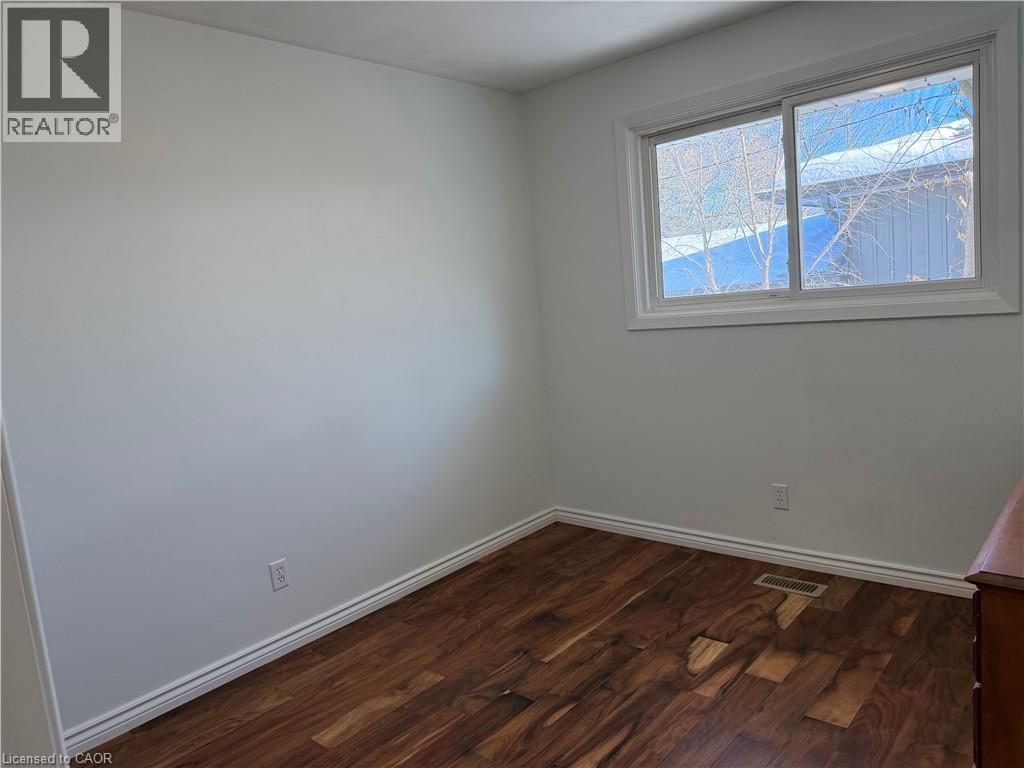 8 Howard Street, Simcoe, Ontario  N3Y 2H5 - Photo 14 - 40771802