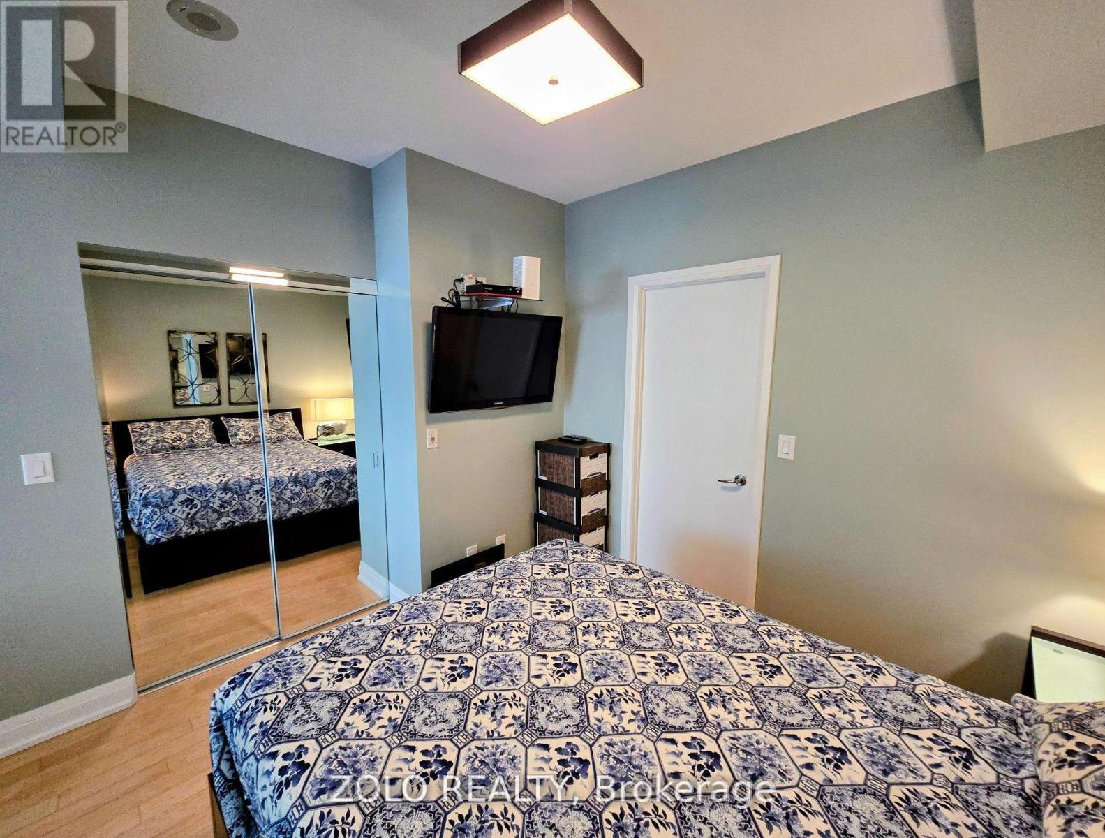 1205 - 80 John Street, Toronto, Ontario  M5V 3X4 - Photo 5 - C12636066