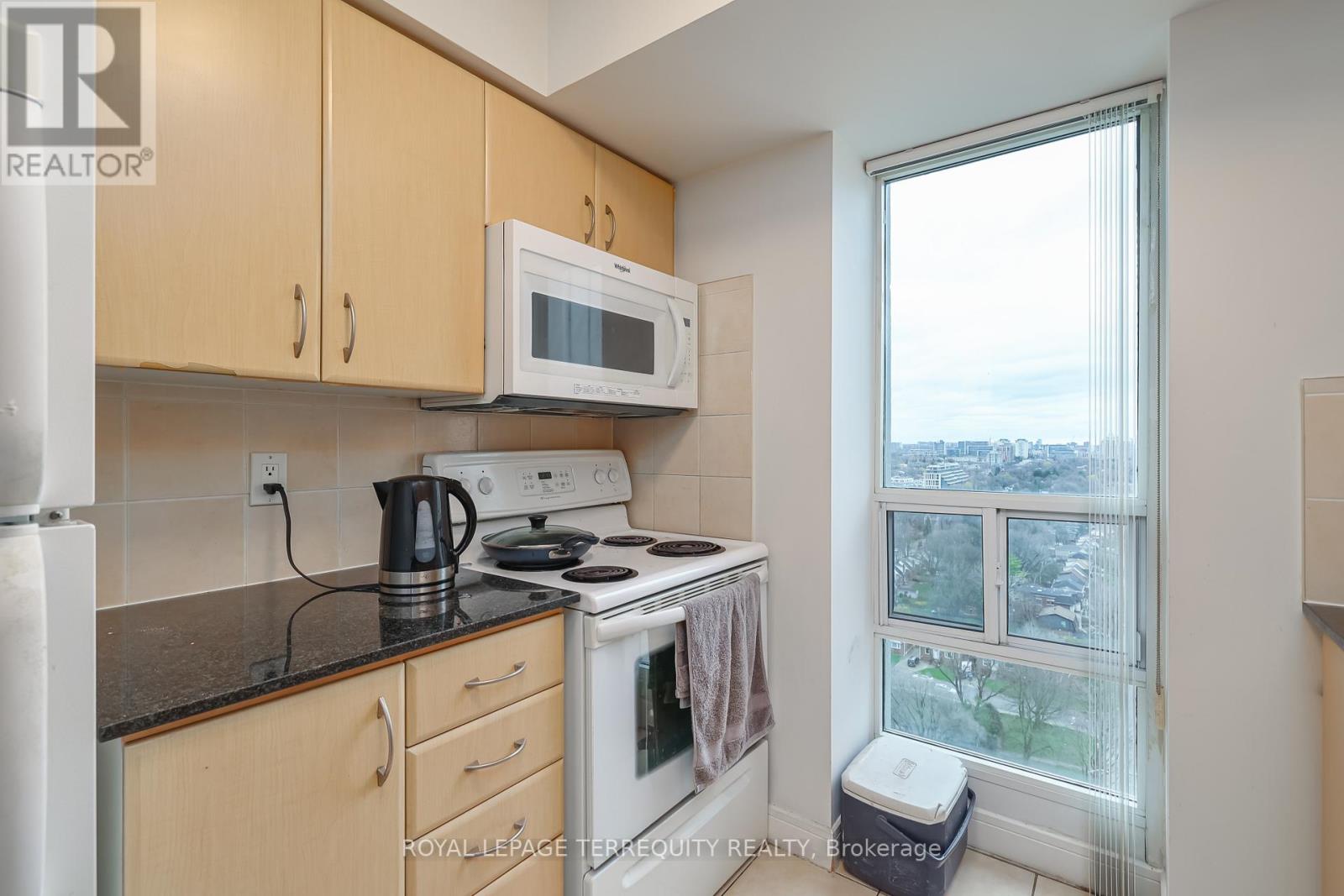 2306 - 35 Bales Avenue, Toronto, Ontario M2N 7L7 - Photo 12 - C12636096