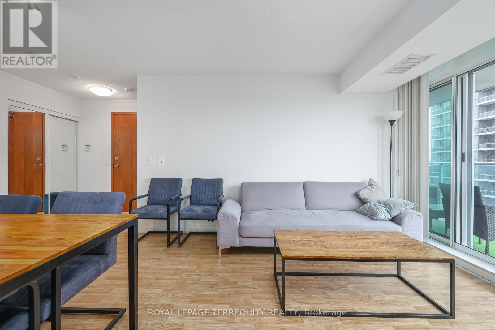 2306 - 35 Bales Avenue, Toronto, Ontario M2N 7L7 - Photo 17 - C12636096