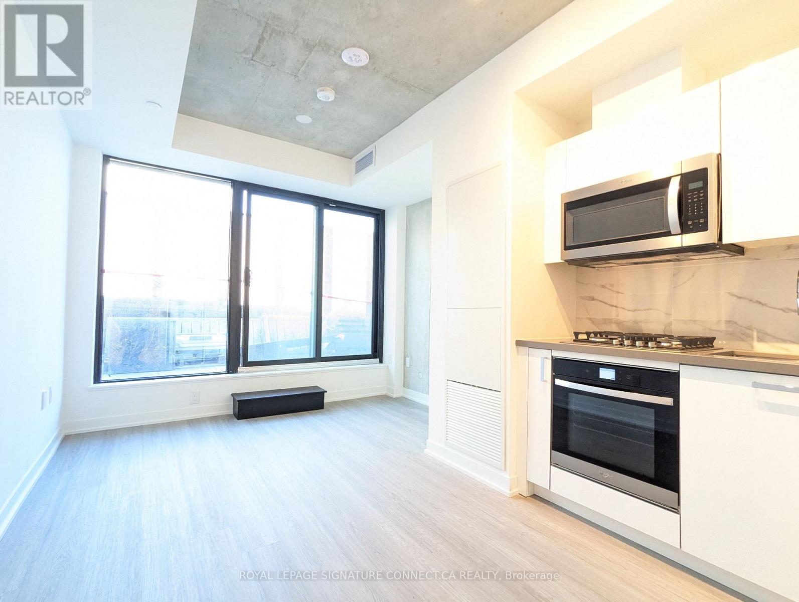 809 - 195 Mccaul Street, Toronto, Ontario  M5T 1W6 - Photo 2 - C12636138