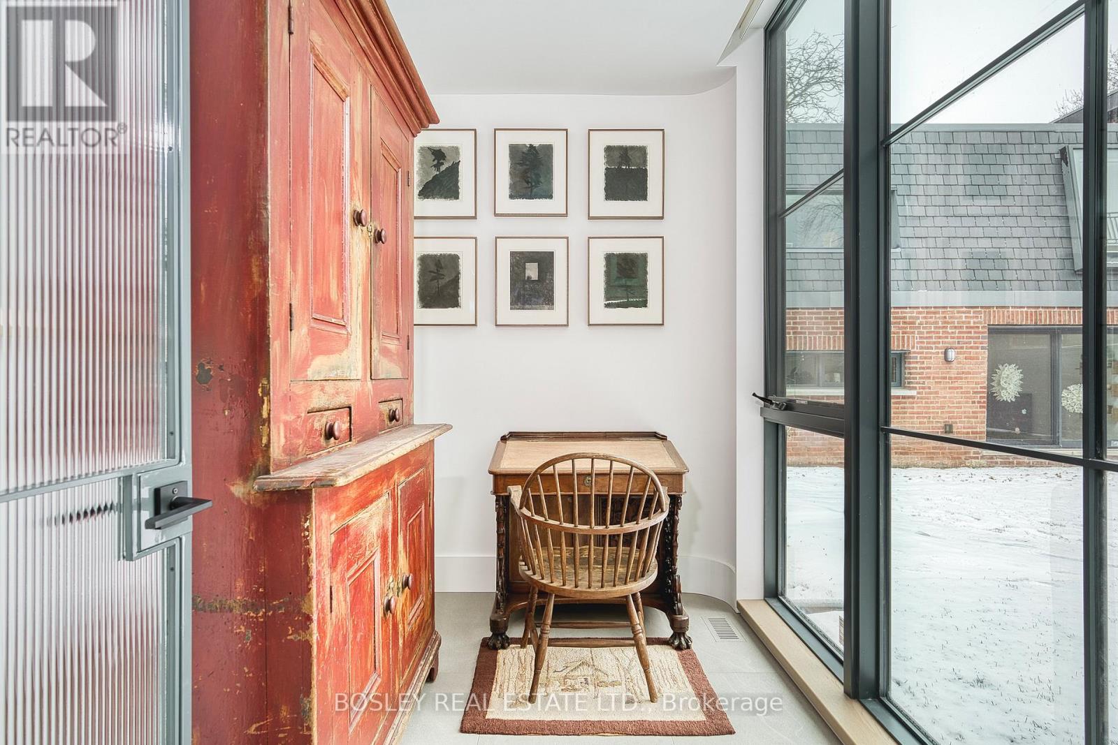 34 Beaconsfield Avenue, Toronto, Ontario  M6J 3H9 - Photo 15 - C12636146