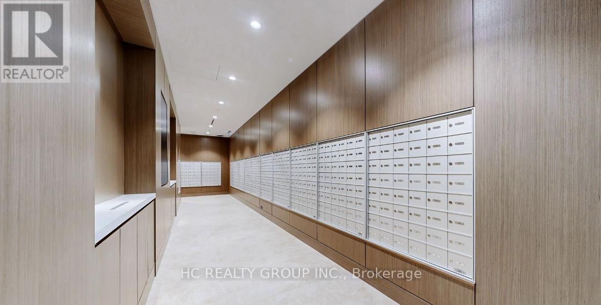 1023 - 3 Concord Cityplace Way, Toronto, Ontario  M5V 0X4 - Photo 19 - C12636178