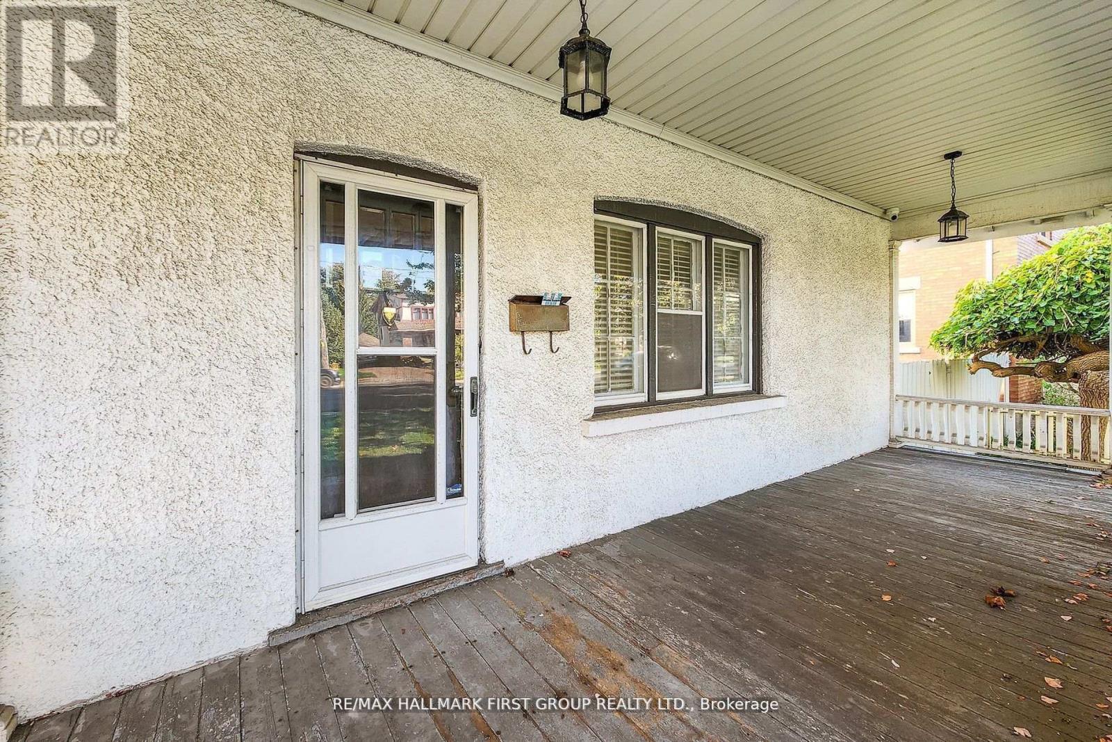 481 Simcoe Street N, Oshawa (O'neill), Ontario  L1G 4T8 - Photo 3 - E12636060