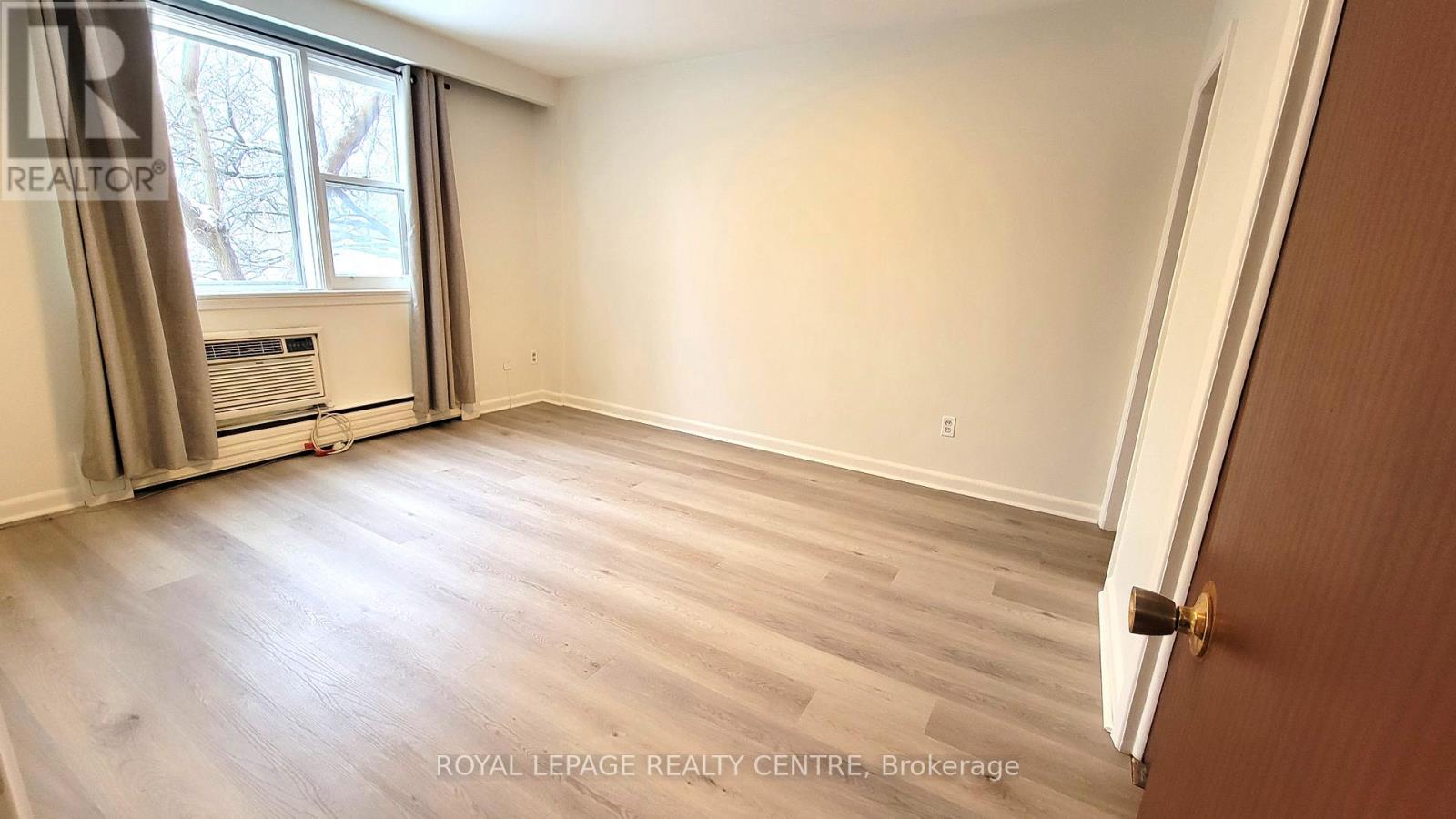 2 - 341 Sheppard Avenue E, Toronto, Ontario  M2N 3B3 - Photo 10 - C12636166