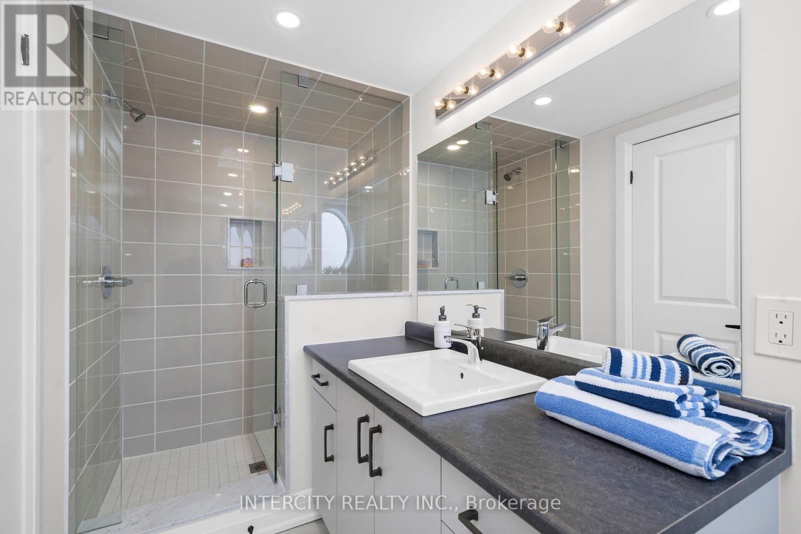 Unit 17 - 67 Marret Lane, Clarington, Ontario  L1B 1J2 - Photo 23 - E12584626