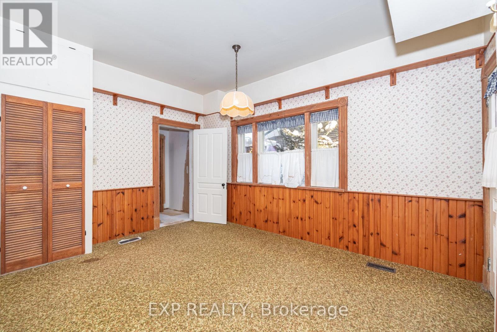 28 Queen Street, Innisfil, Ontario  L0L 1L0 - Photo 19 - N12636076