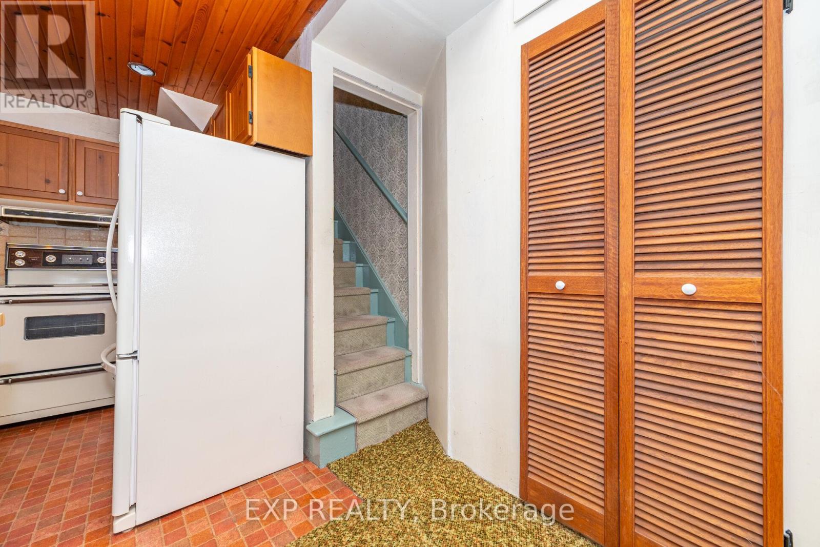 28 Queen Street, Innisfil, Ontario  L0L 1L0 - Photo 24 - N12636076