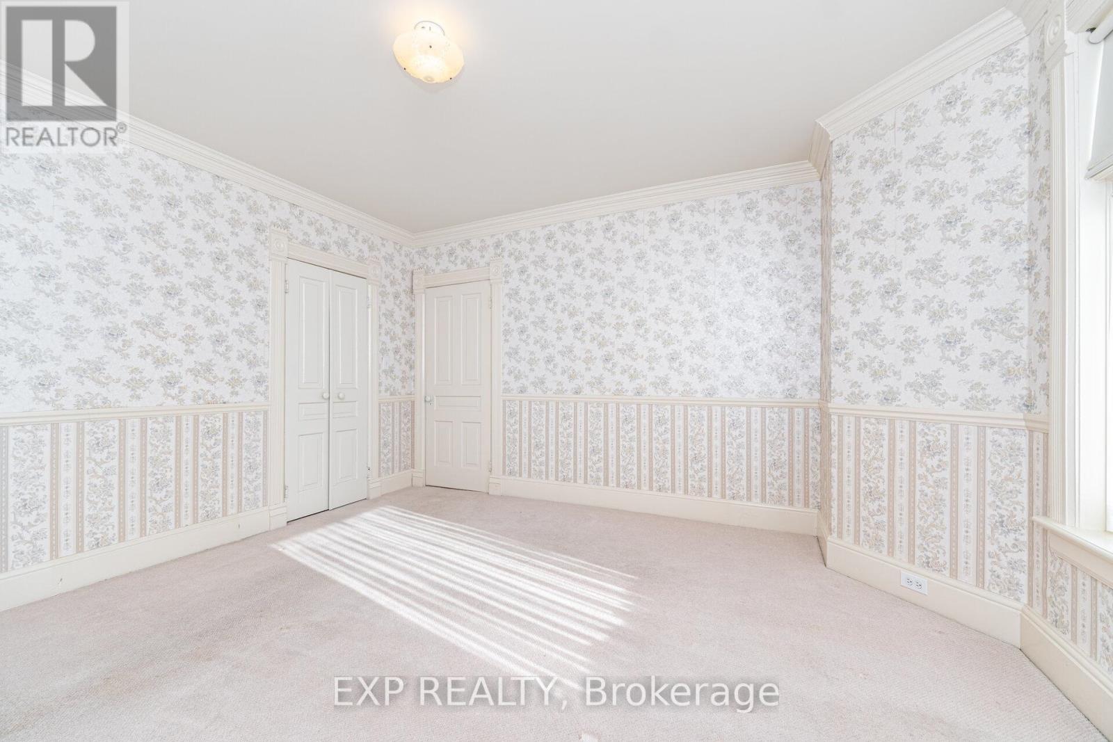 28 Queen Street, Innisfil, Ontario  L0L 1L0 - Photo 30 - N12636076