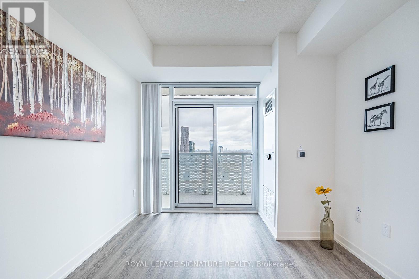 3007 - 8 Interchange Way, Vaughan (Vaughan Corporate Centre), Ontario  L4K 5Z7 - Photo 14 - N12636190