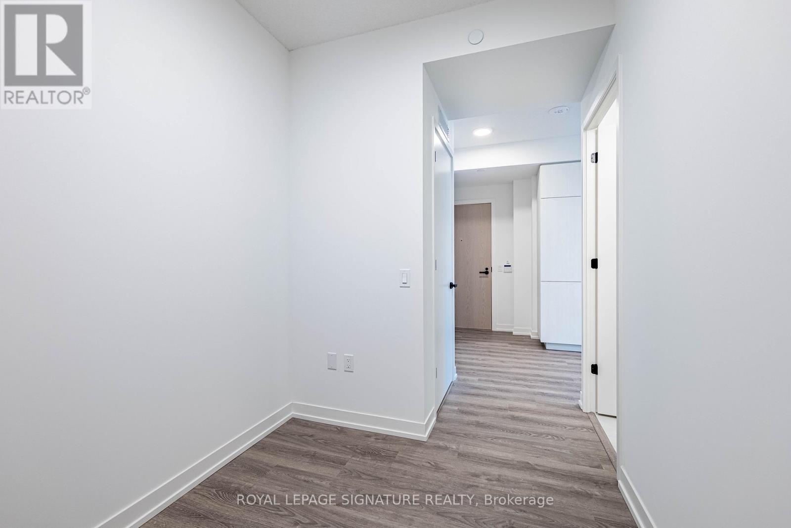 3007 - 8 Interchange Way, Vaughan (Vaughan Corporate Centre), Ontario  L4K 5Z7 - Photo 30 - N12636190