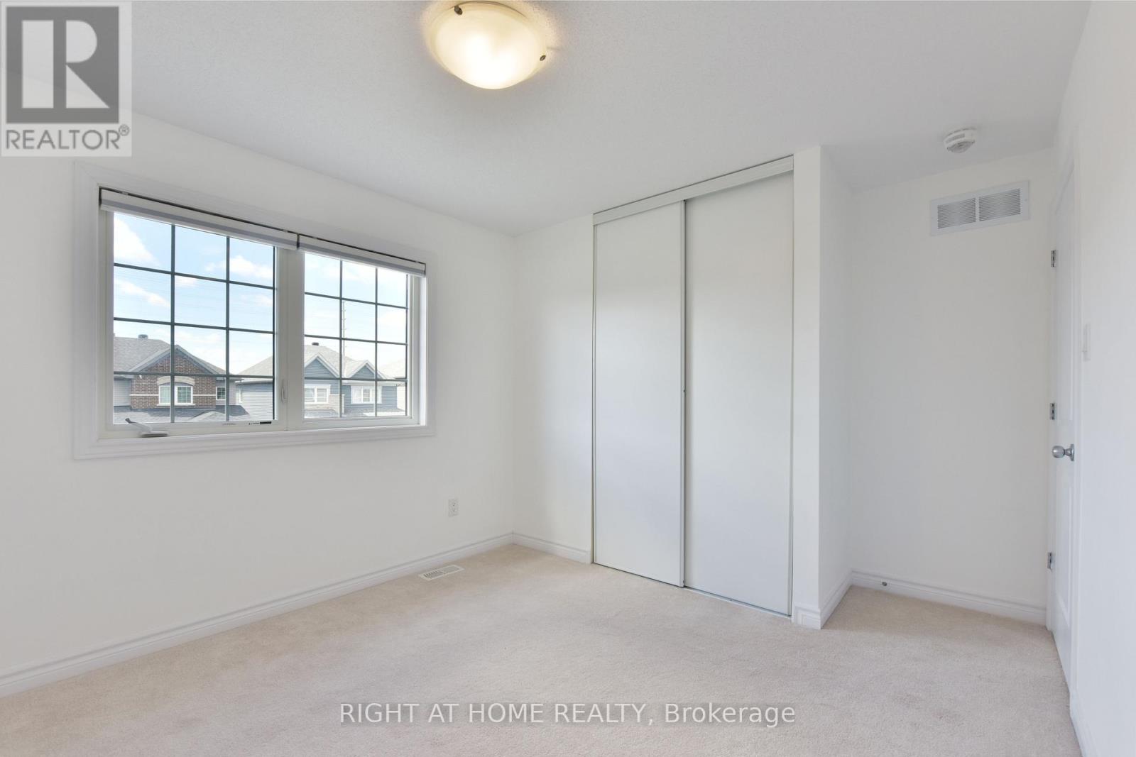 107 Westover Crescent, Ottawa, Ontario  K2T 0K6 - Photo 22 - X12300519