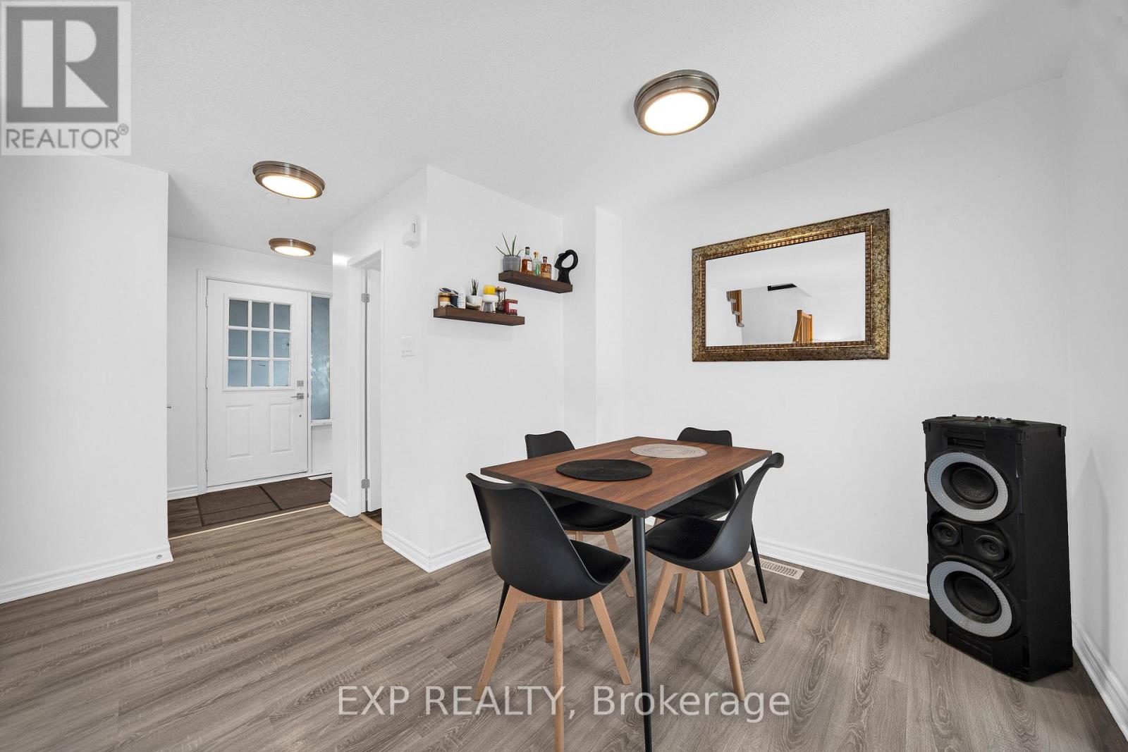 313 Stoneway Drive, Ottawa, Ontario  K2G 6E7 - Photo 3 - X12558728