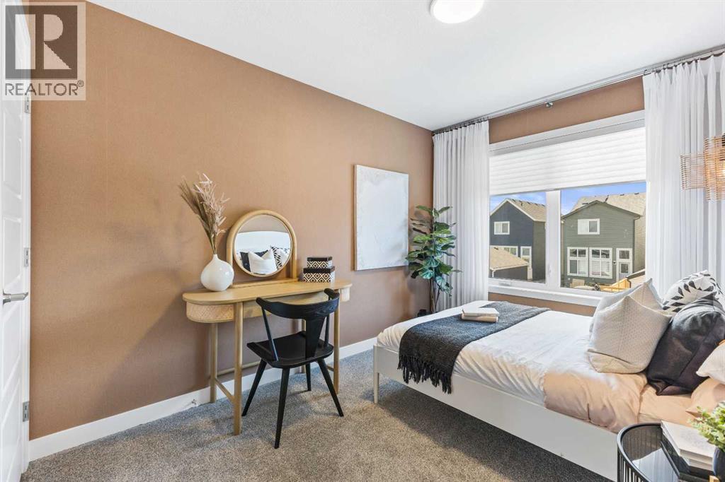 63 Heirloom Boulevard Se, Calgary, Alberta  T3S 0G9 - Photo 11 - A2236009