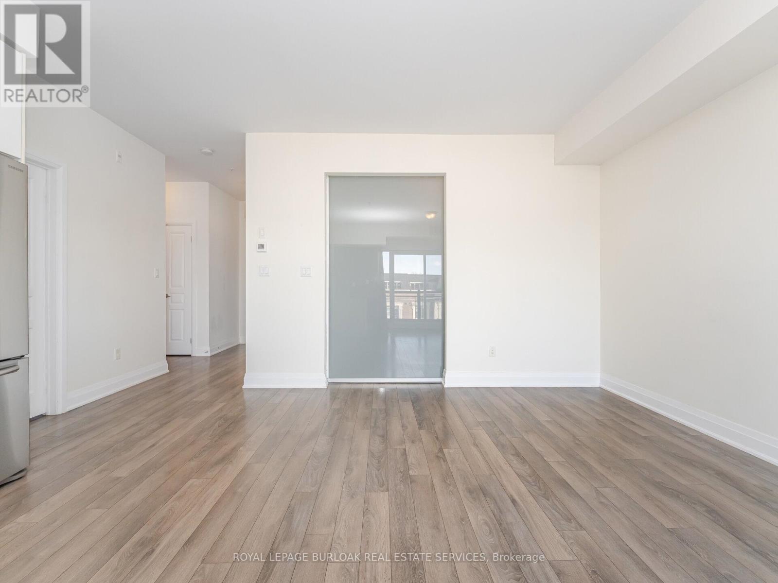 418 - 128 Garden Drive, Oakville, Ontario  L6K 0H7 - Photo 11 - W12636030