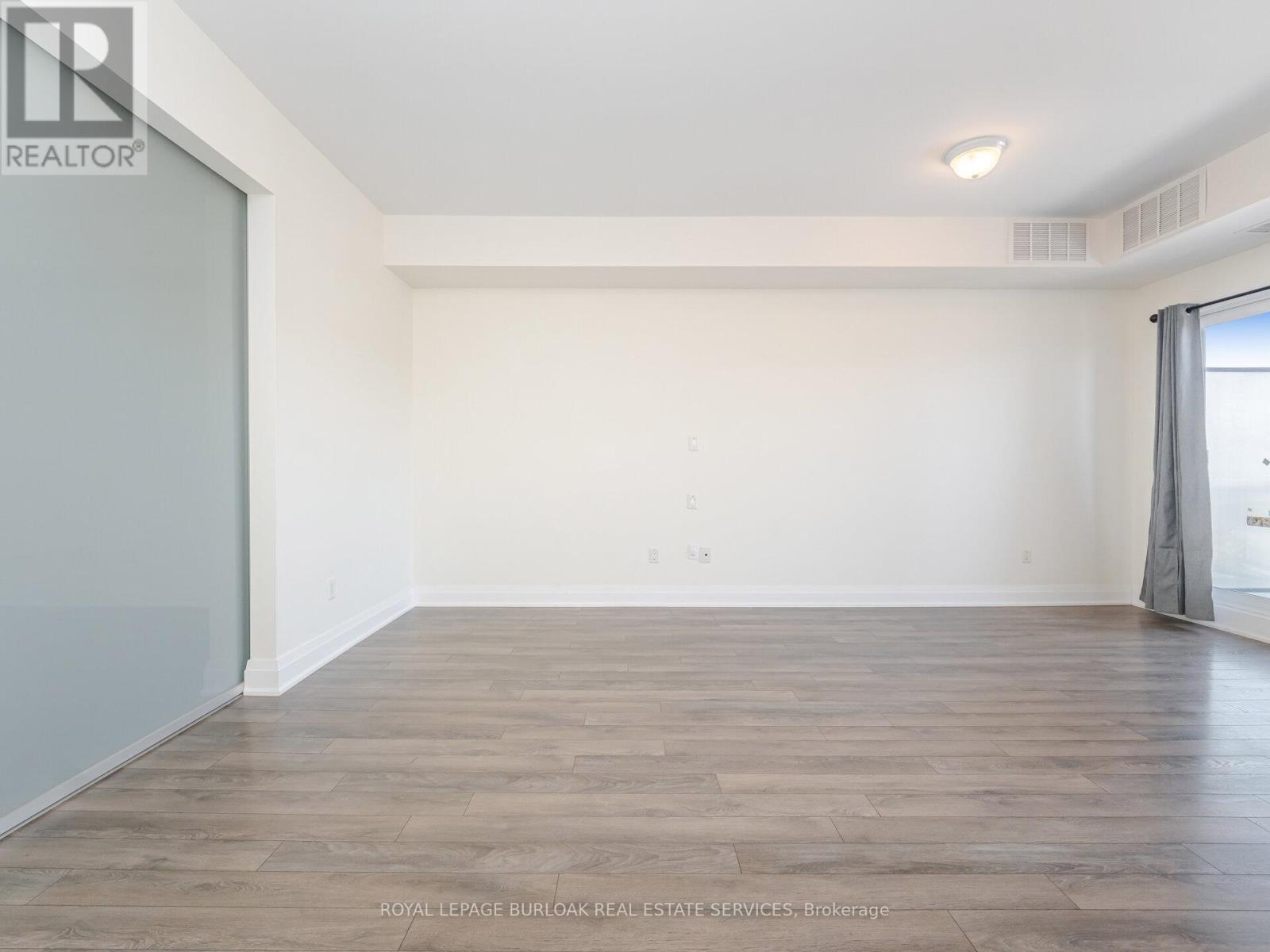 418 - 128 Garden Drive, Oakville, Ontario  L6K 0H7 - Photo 12 - W12636030