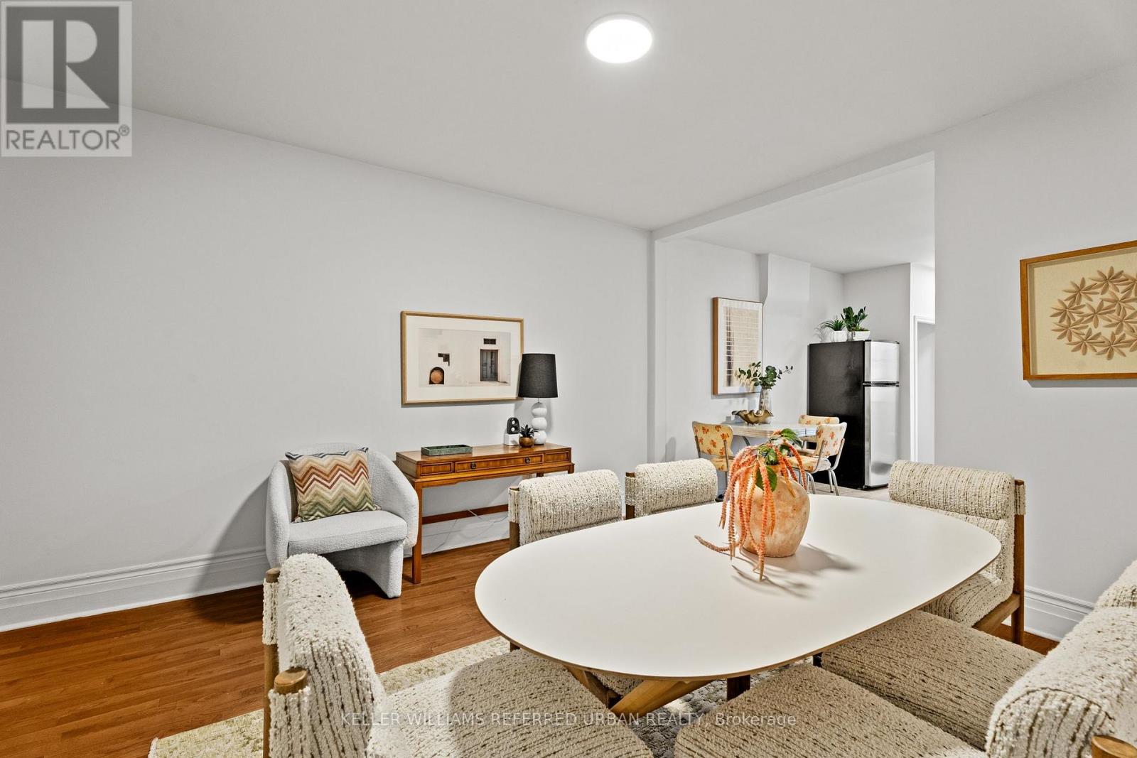 166 Essex Street, Toronto (Dovercourt-Wallace Emerson-Junction), Ontario  M6G 1T5 - Photo 10 - W12636050