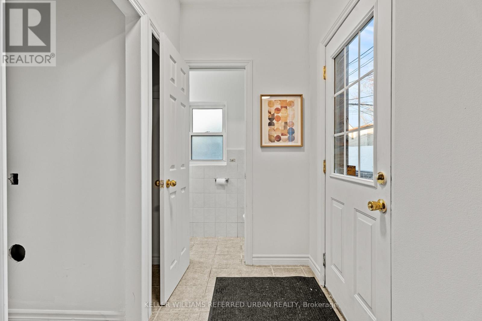 166 Essex Street, Toronto (Dovercourt-Wallace Emerson-Junction), Ontario  M6G 1T5 - Photo 15 - W12636050