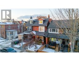 166 ESSEX STREET, Toronto, Ontario