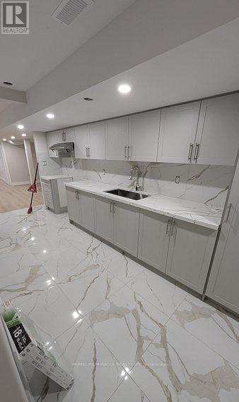 Basement - 47 Arnold Circle, Brampton, Ontario  L7A 0B8 - Photo 6 - W12636072