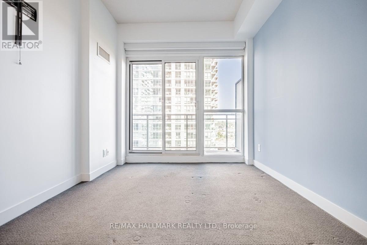 1034 - 165 Legion Road N, Toronto (Mimico), Ontario  M8Y 0B3 - Photo 9 - W12636168