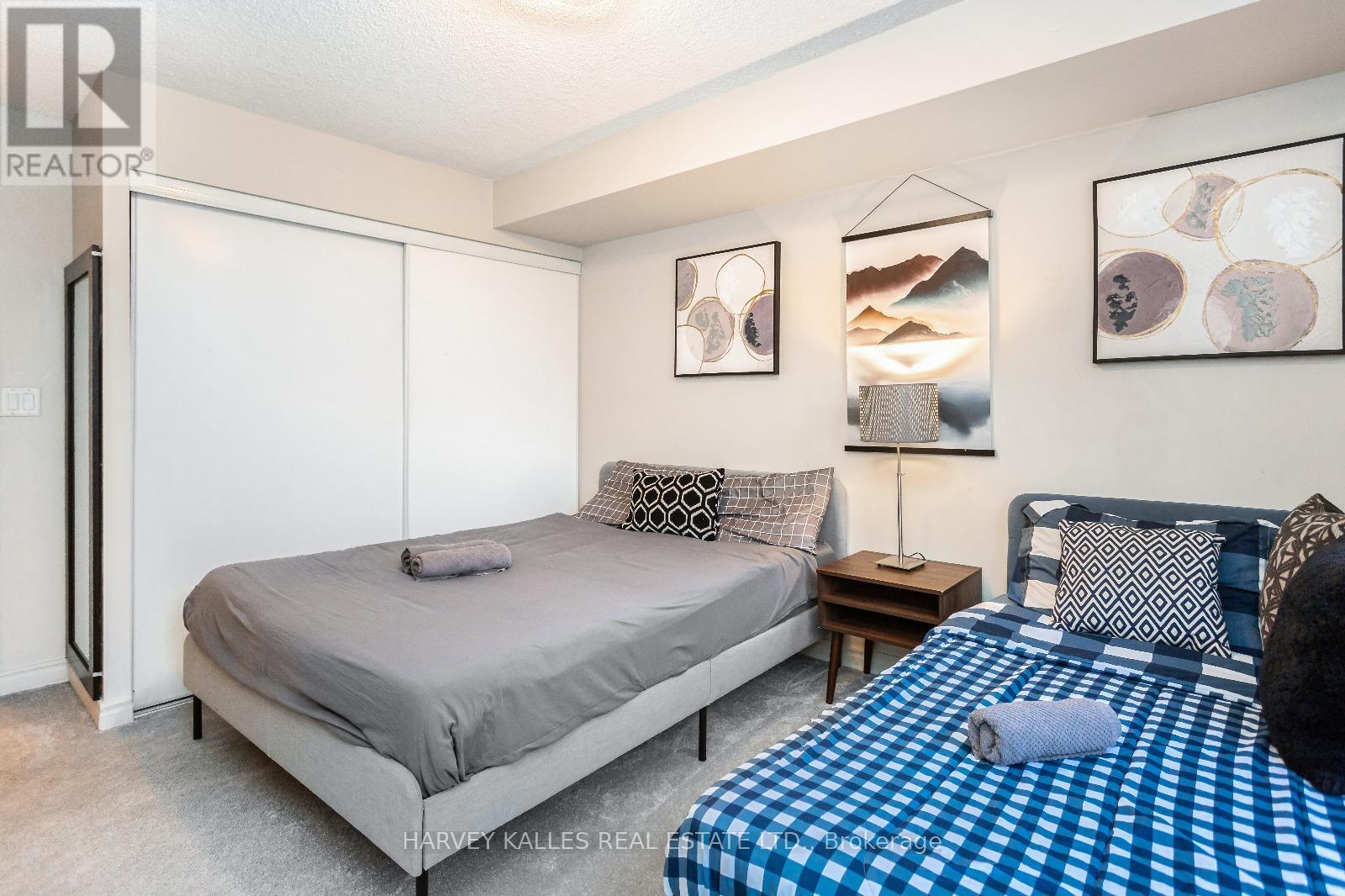 1626 - 3888 Duke Of York Boulevard, Mississauga (City Centre), Ontario  L5B 4P5 - Photo 13 - W12636196