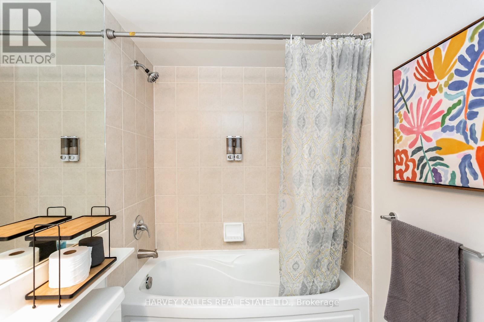 1626 - 3888 Duke Of York Boulevard, Mississauga (City Centre), Ontario  L5B 4P5 - Photo 38 - W12636196