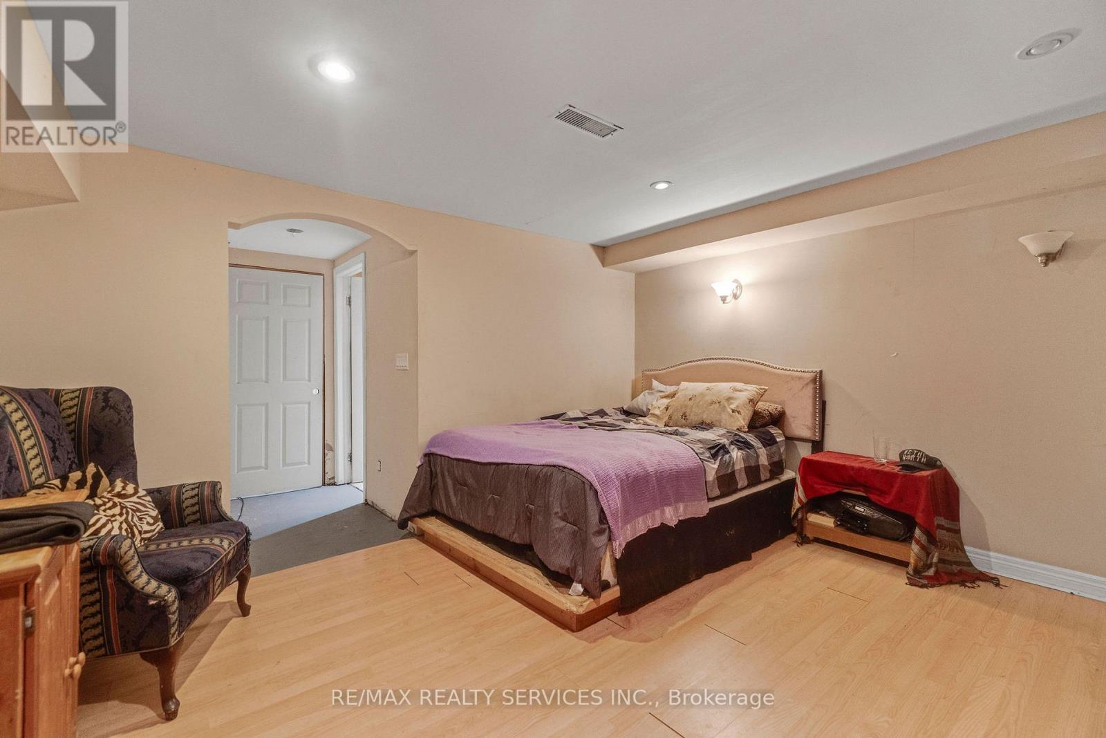 2 Parsons Avenue, Caledon (Caledon East), Ontario  L7C 1G1 - Photo 24 - W12636206