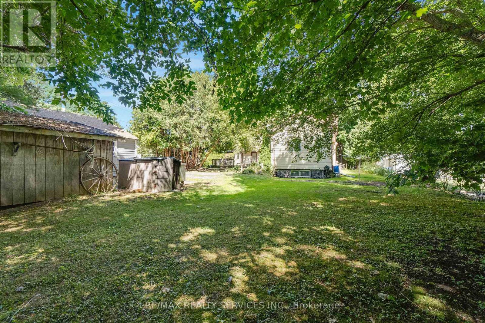 2 Parsons Avenue, Caledon (Caledon East), Ontario  L7C 1G1 - Photo 40 - W12636206