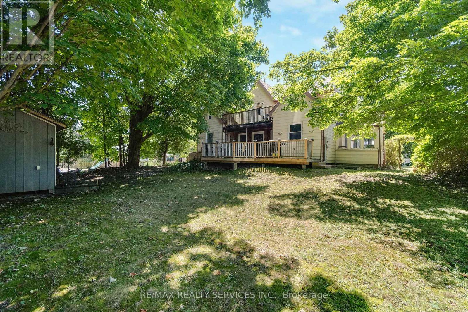 2 Parsons Avenue, Caledon (Caledon East), Ontario  L7C 1G1 - Photo 44 - W12636206