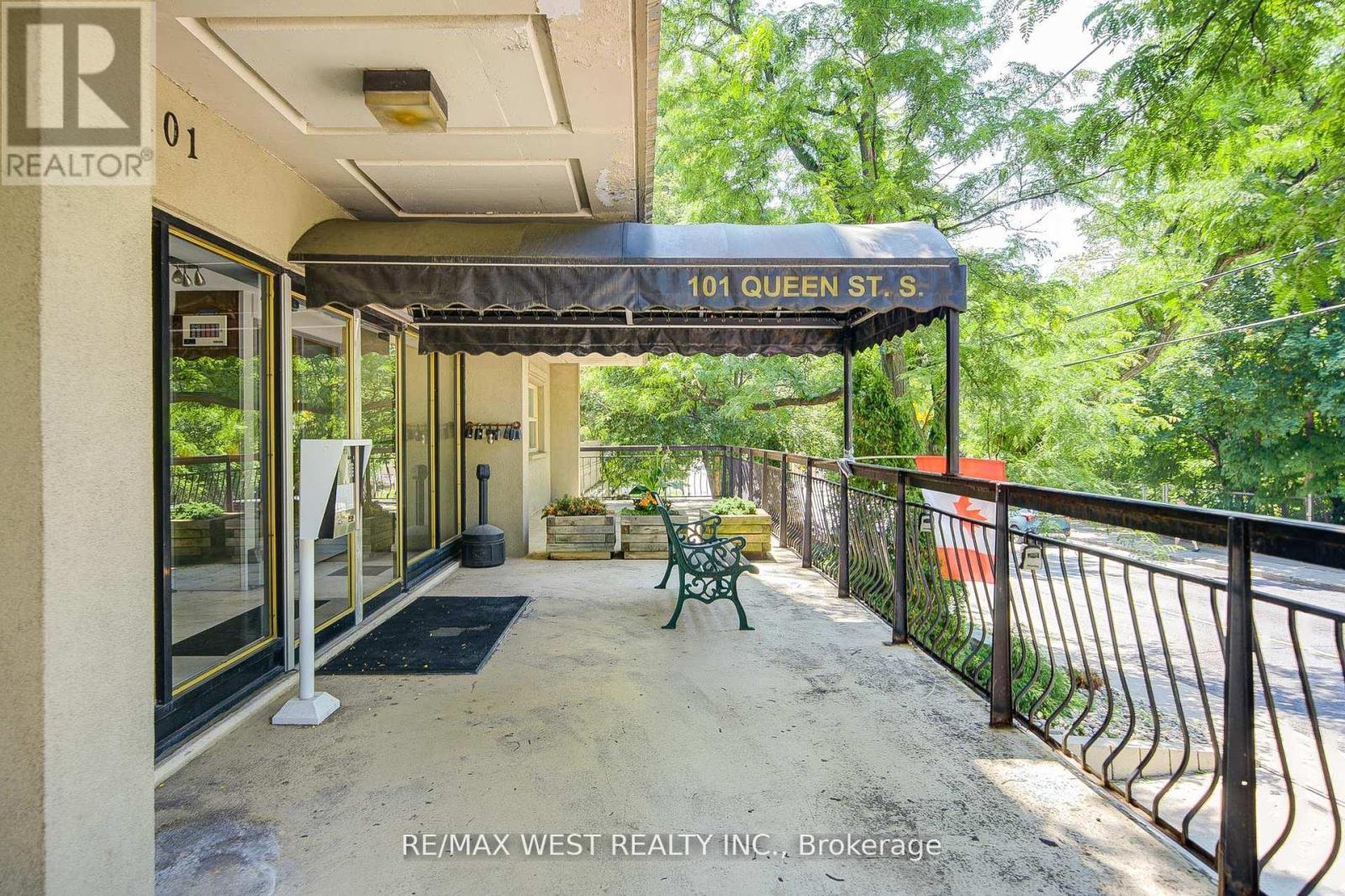 104 - 101 Queen Street S, Hamilton, Ontario  L8P 3R9 - Photo 4 - X12579920