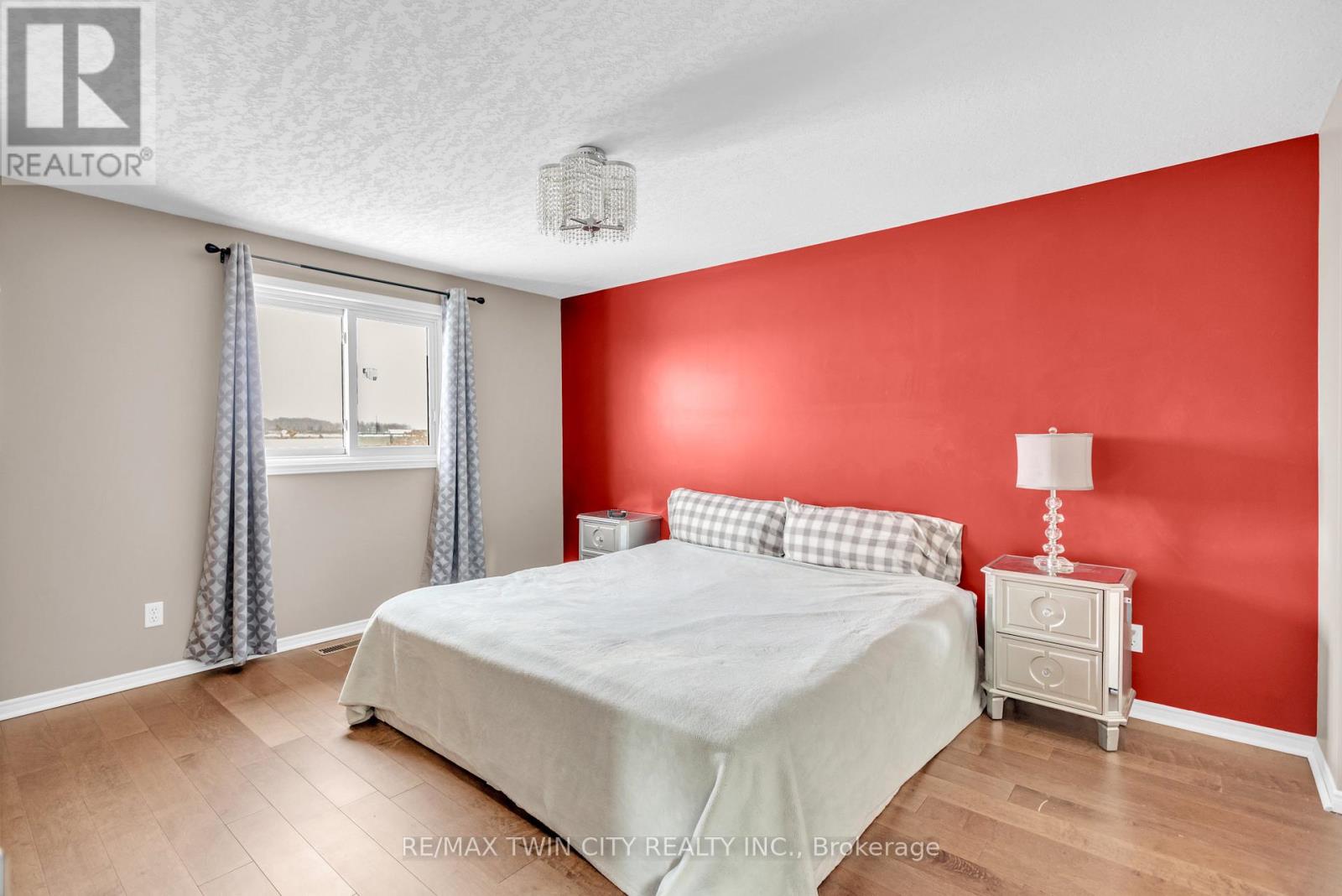 28 Ridgeway Crescent, Kitchener, Ontario  N2E 3M3 - Photo 17 - X12636080