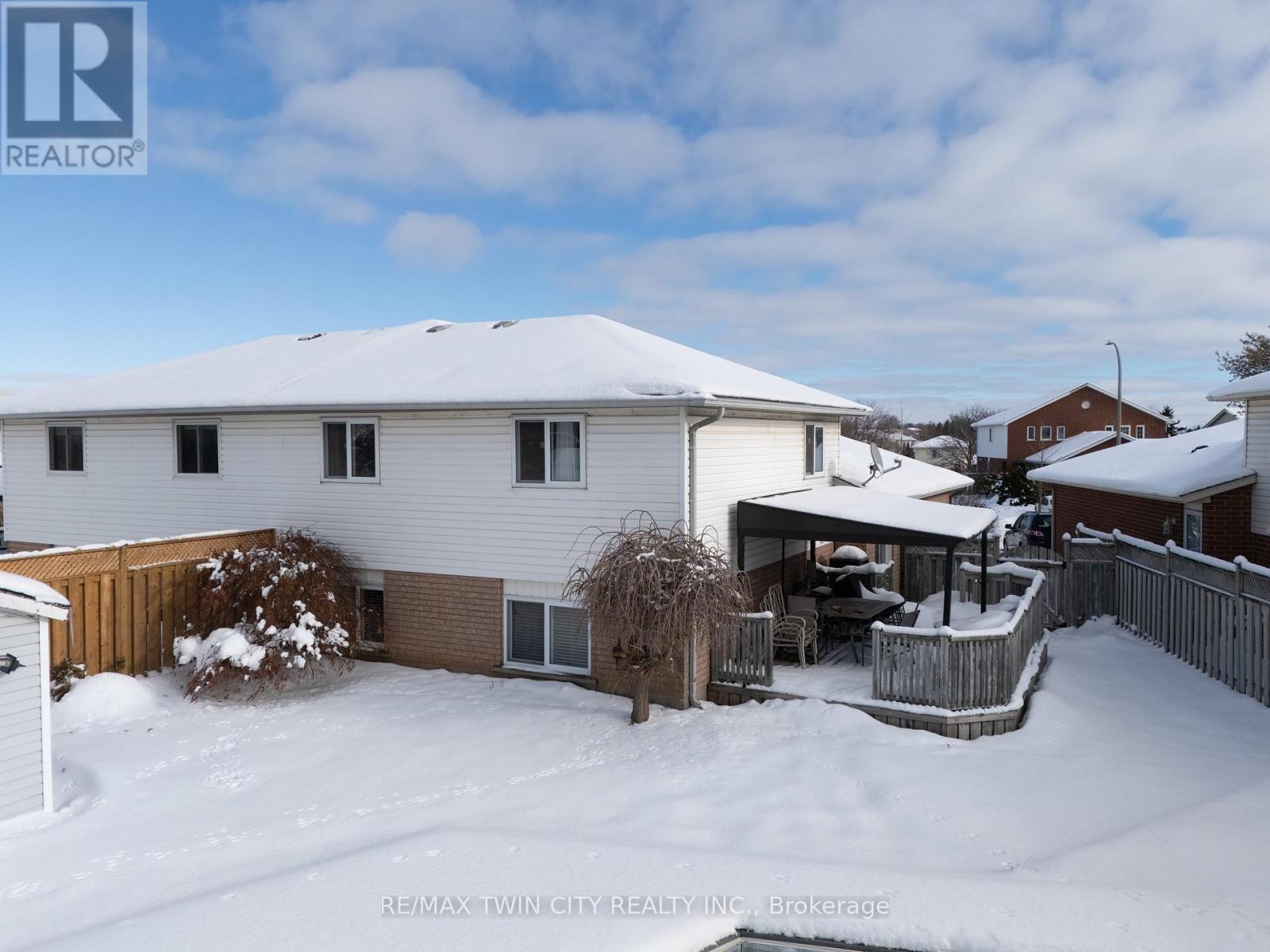 28 Ridgeway Crescent, Kitchener, Ontario  N2E 3M3 - Photo 26 - X12636080