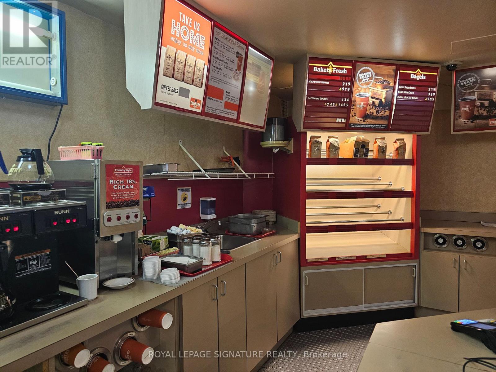 169 Front Street, West Nipissing, Ontario  P2B 2H9 - Photo 3 - X12636098