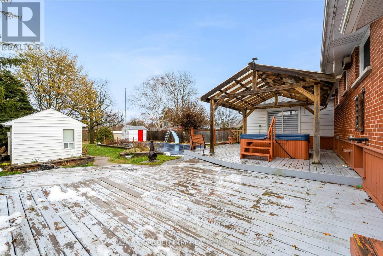 17 Marilyn Street, Grimsby, Ontario  L3M 1V3 - Photo 23 - X12636136