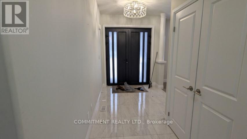 2335 Bakervilla Street, London South, Ontario  N6P 0H4 - Photo 6 - X12636140