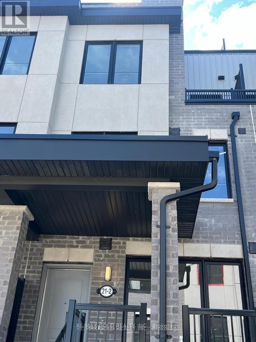 2 - 21 Baynes Way, Bradford West Gwillimbury (Bradford), Ontario  L3Z 4M5 - Photo 1 - N12636210