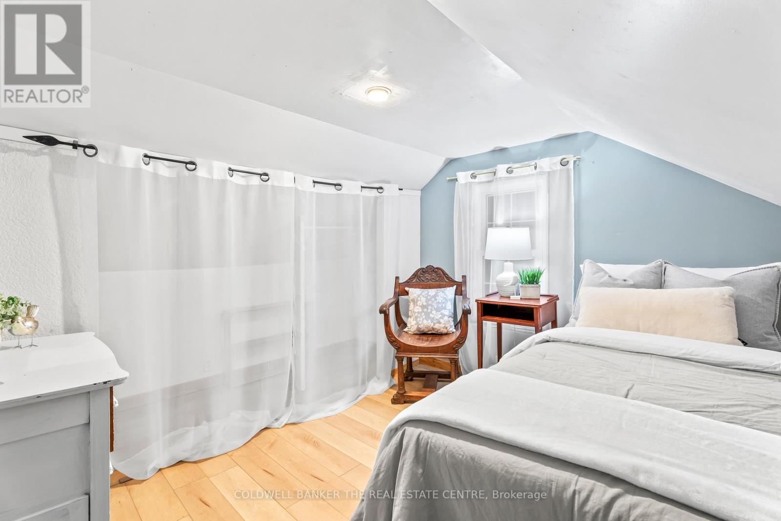 829 Memorial Avenue, Orillia, Ontario  L3V 0T7 - Photo 30 - S12629192