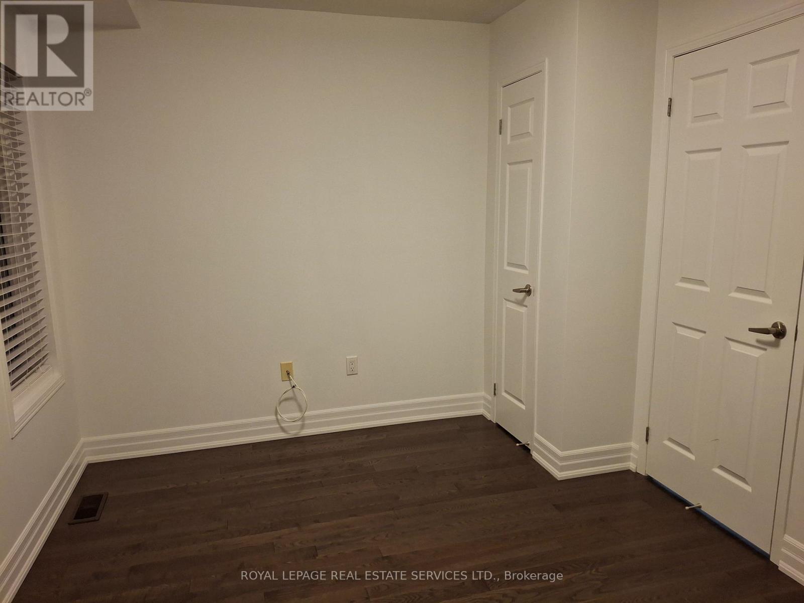 15 - 8 Windermere Avenue, Toronto, Ontario  M6S 3J1 - Photo 19 - W12636154