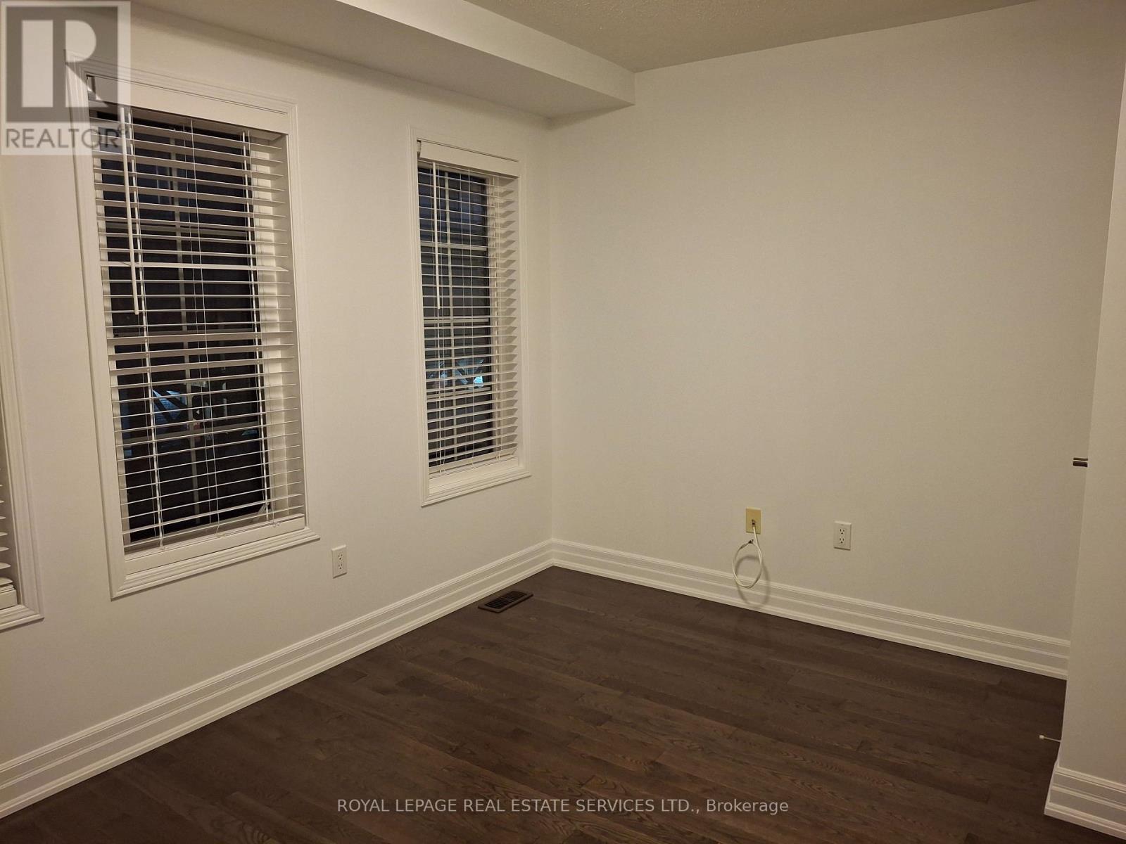 15 - 8 Windermere Avenue, Toronto, Ontario  M6S 3J1 - Photo 18 - W12636154