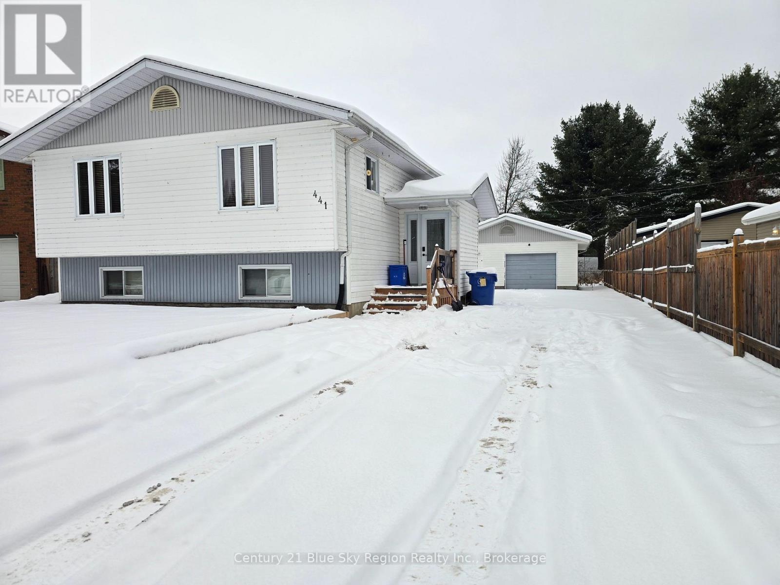 441 MAGEAU STREET, west nipissing (sturgeon falls), Ontario