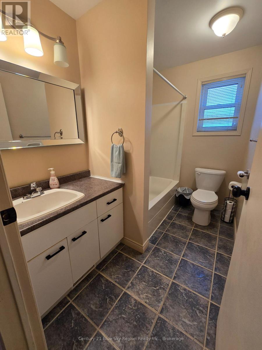 441 Mageau Street, West Nipissing, Ontario  P2B 3G5 - Photo 19 - X12636292