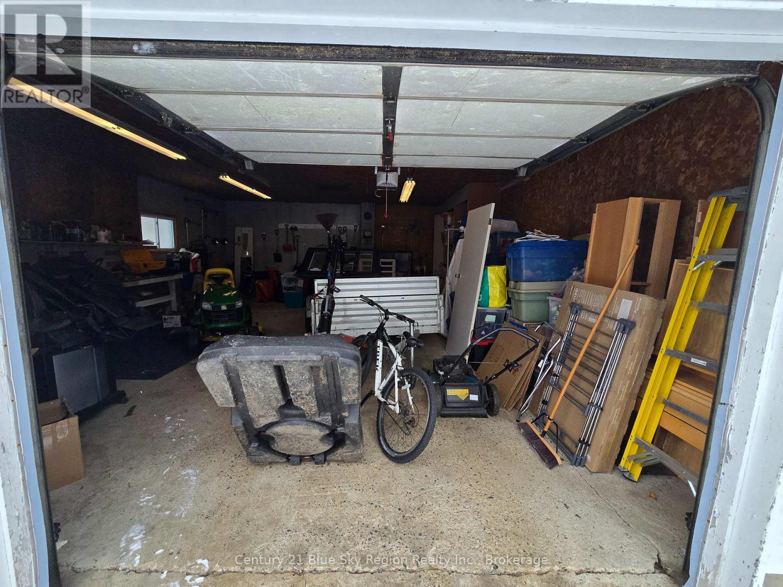 441 Mageau Street, West Nipissing, Ontario  P2B 3G5 - Photo 36 - X12636292