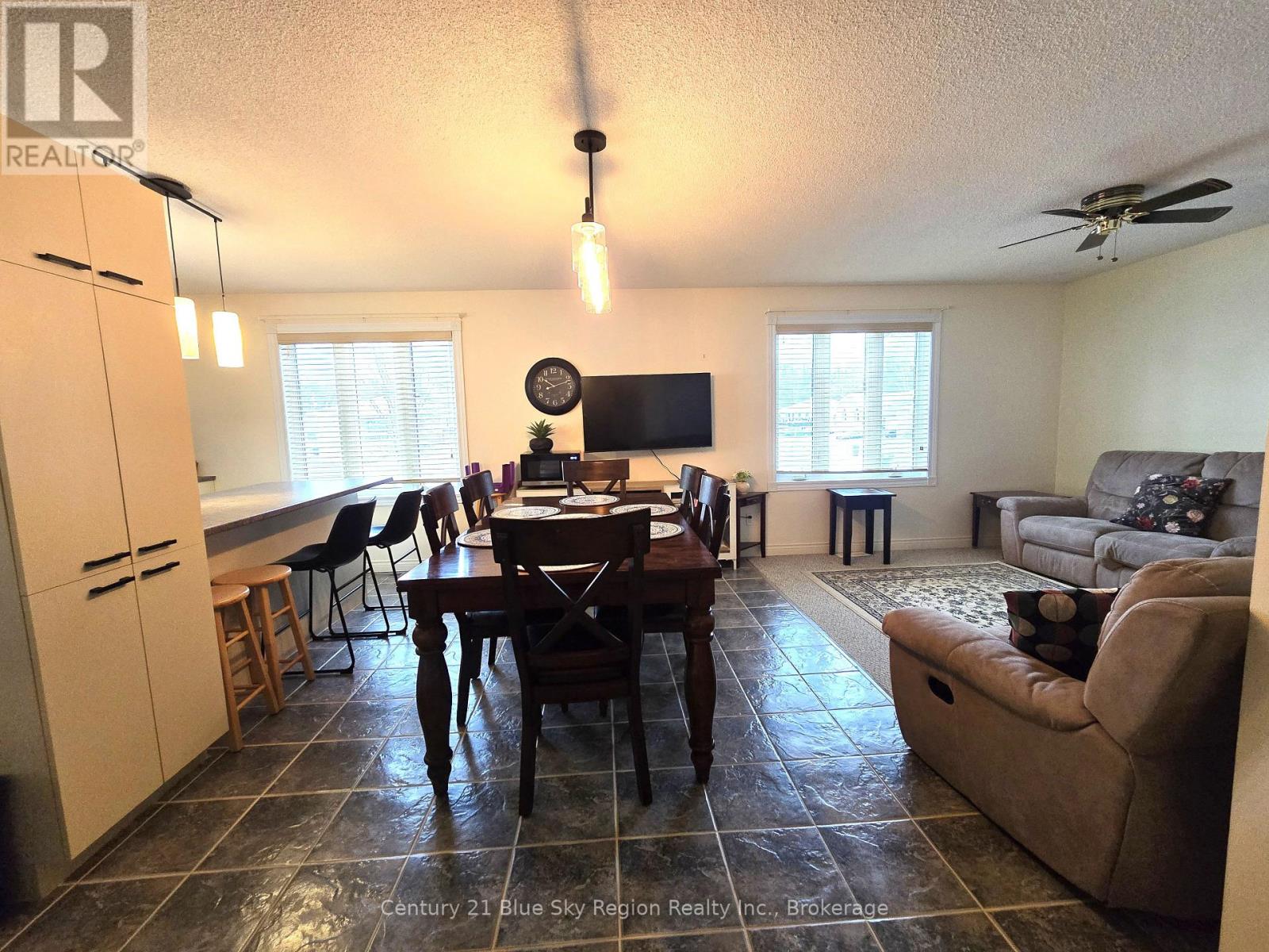 441 Mageau Street, West Nipissing, Ontario  P2B 3G5 - Photo 7 - X12636292