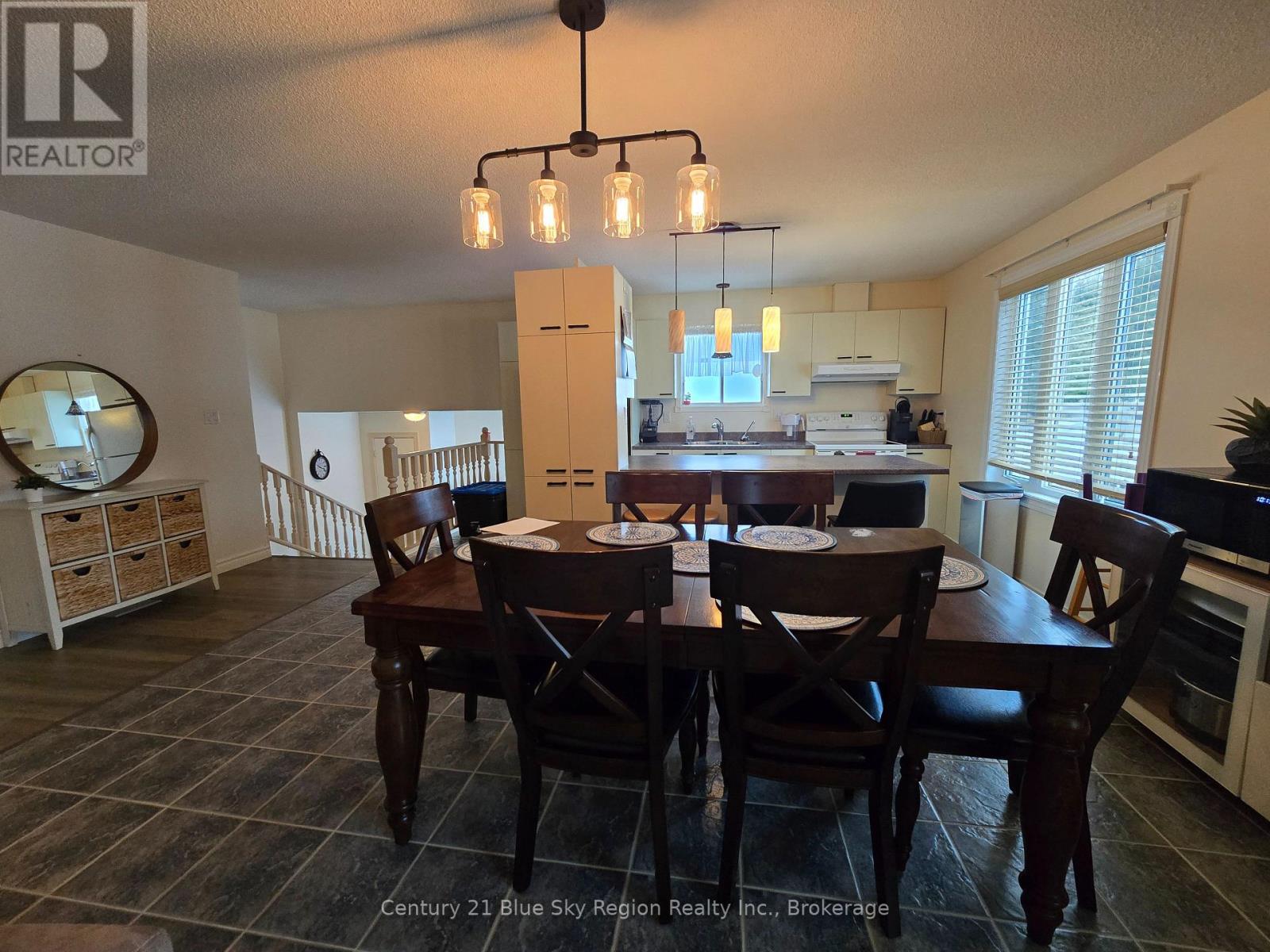 441 Mageau Street, West Nipissing, Ontario  P2B 3G5 - Photo 9 - X12636292