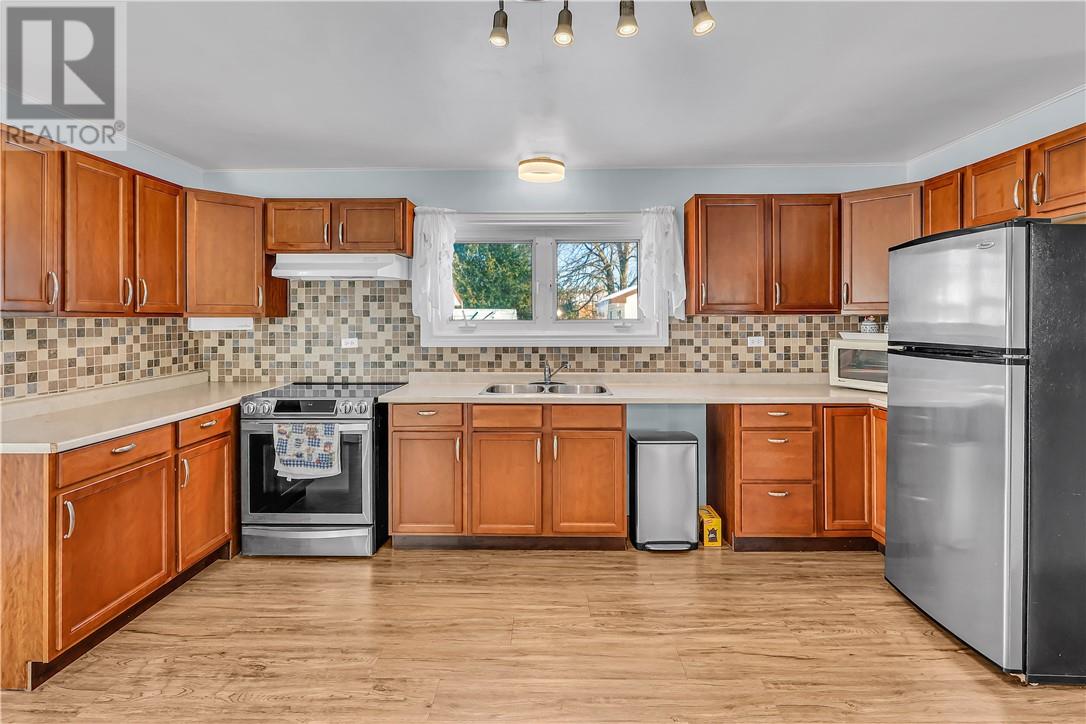 190 Hugh Cummings, Spanish, Ontario  P0P 1P0 - Photo 14 - 2125925